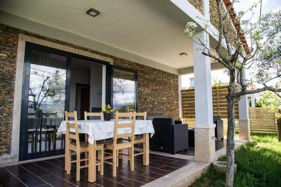 Casas Do Paco - Casas De Ferias Cabeceiras de Basto Exterior photo